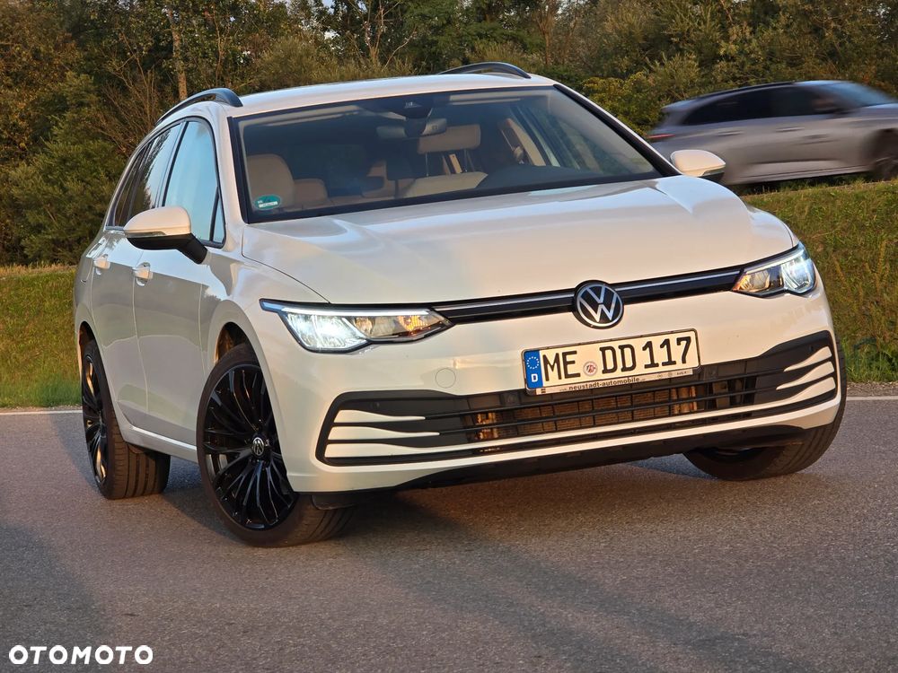 Volkswagen Golf - 2