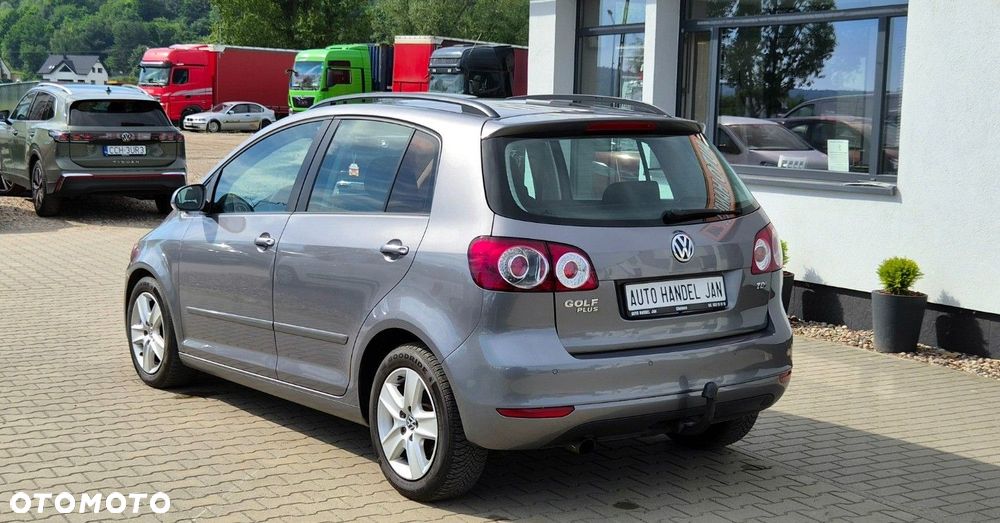 Volkswagen Golf Plus - 15