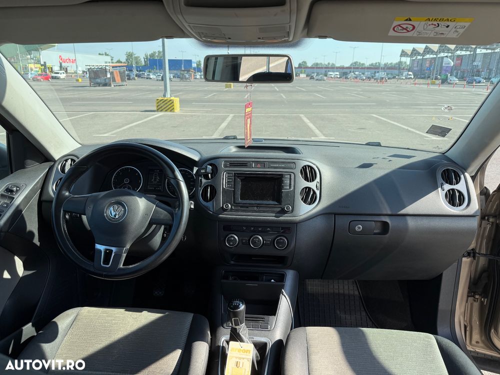 Volkswagen Tiguan 2.0 TDI 4Motion Trend & Fun - 9