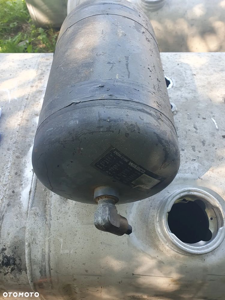 Zbiornik powietrza długość 35cm średnica 21 - 2