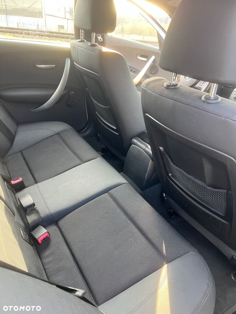 BMW Seria 1 118d DPF Edition Sport - 26