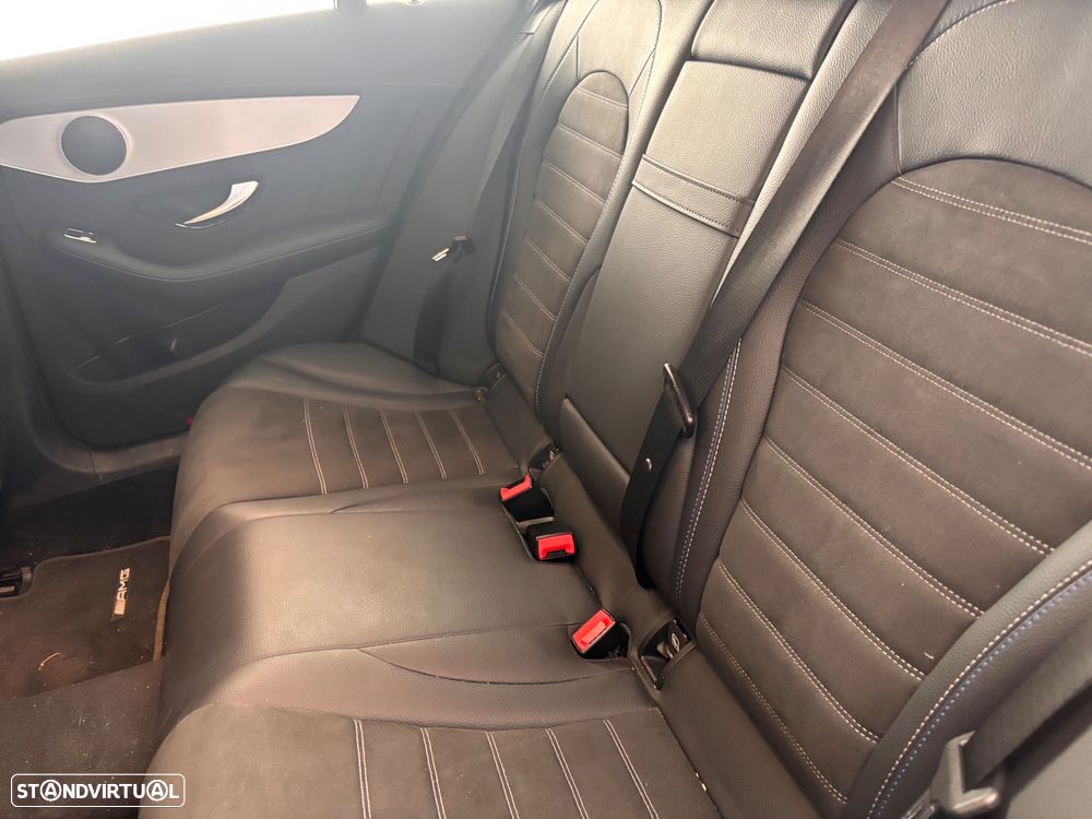 Mercedes-Benz C 300 de AMG Line - 15