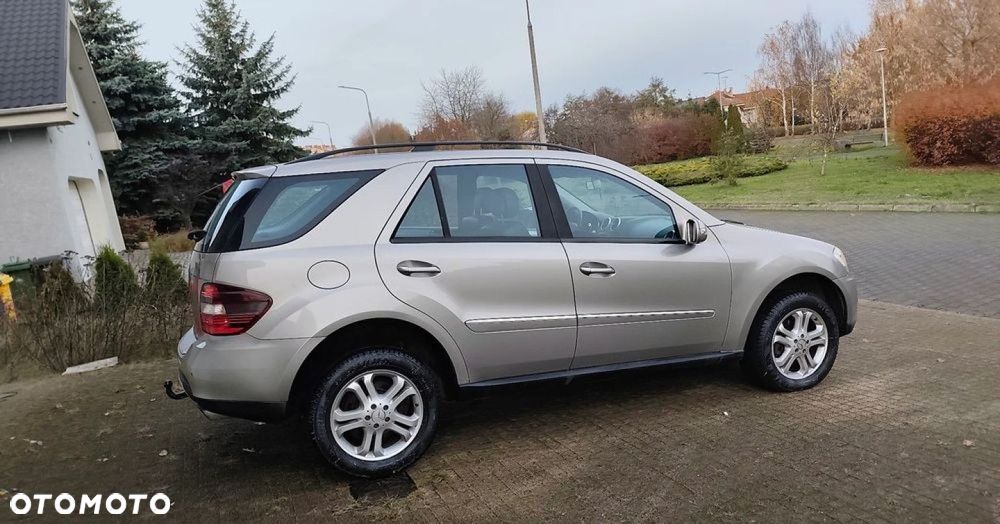 Mercedes-Benz ML - 21