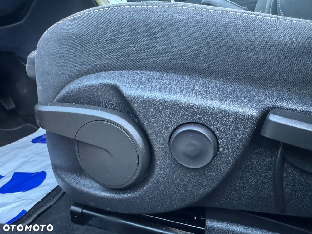 Opel Astra 1.6 Edition Sport - 29