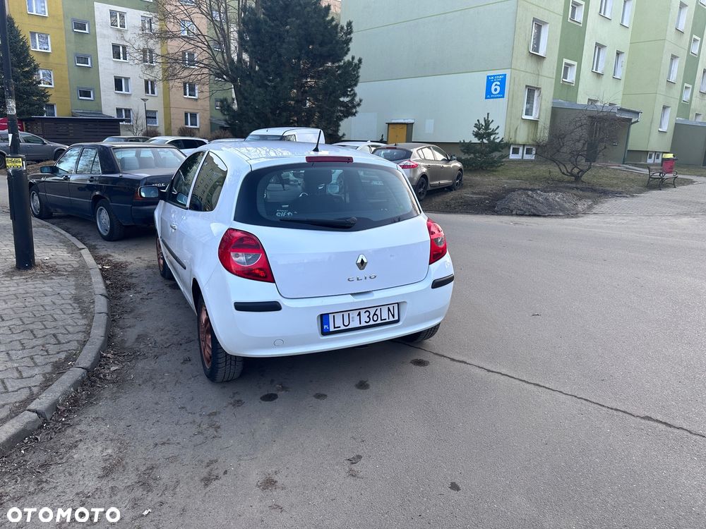 Renault Clio - 3