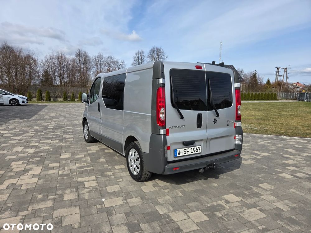Renault Trafic - 8