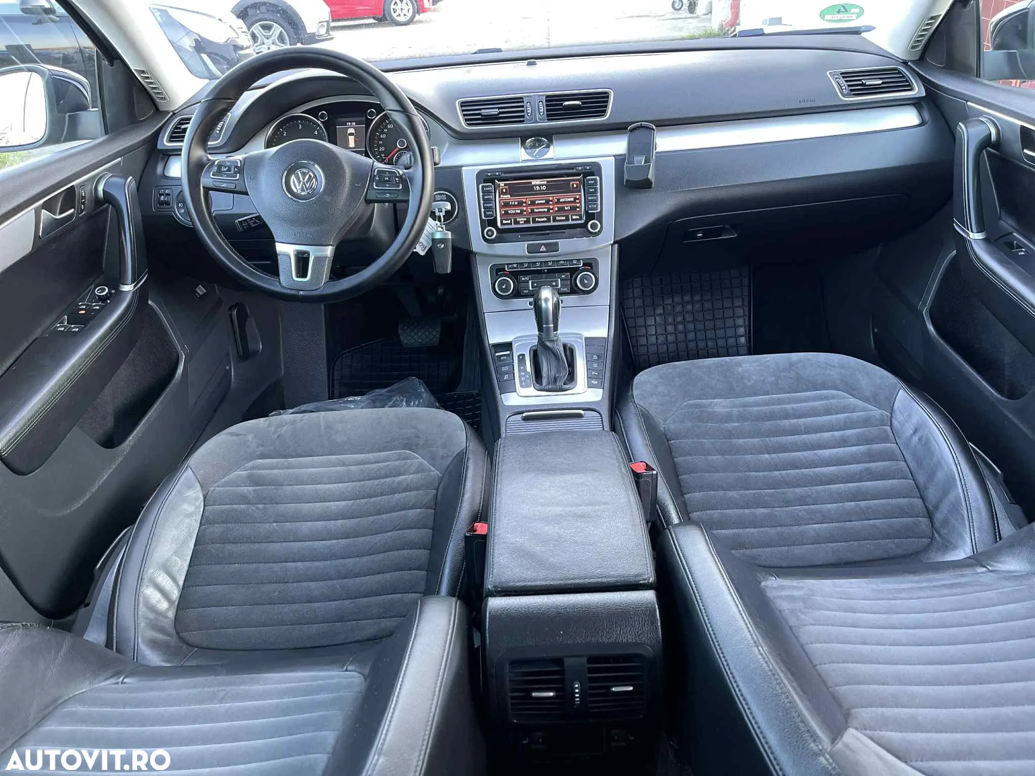 Volkswagen Passat Variant 2.0 TDI BlueMotion Technology Highline DSG - 6