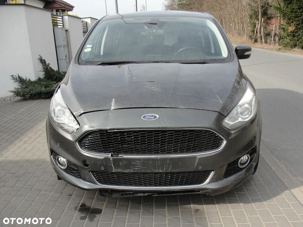 Ford S-Max 2.0 TDCi Titanium PowerShift - 15