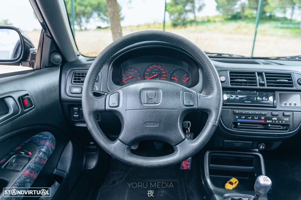 Honda Civic 1.6 VTi - 22