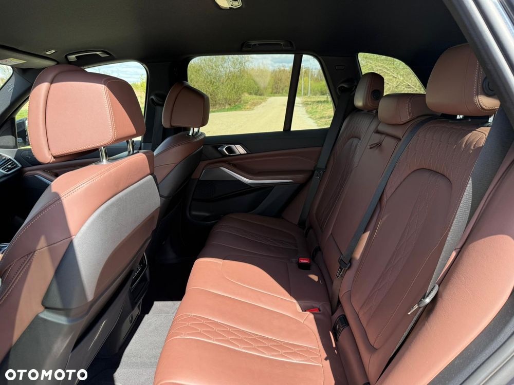 BMW X5 xDrive40d mHEV - 14