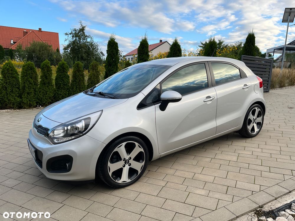 Kia Rio - 6