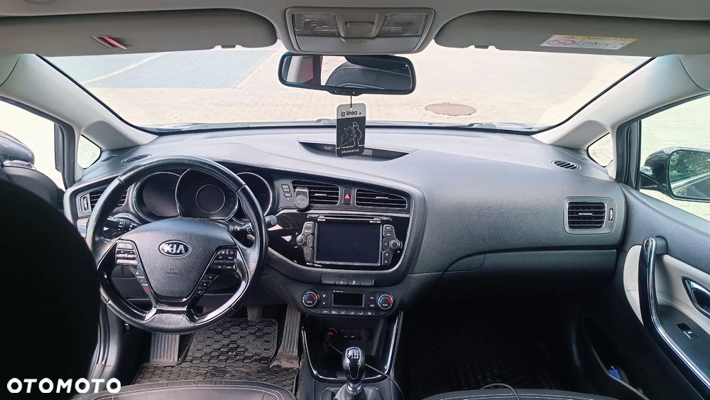 Kia Ceed 1.6 CRDi L - 16