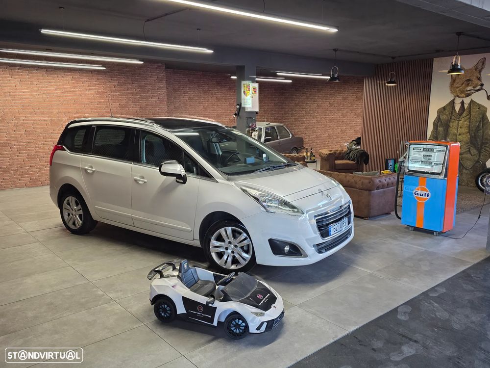 Peugeot 5008 BlueHDI 120 EAT6 Stop & Start Allure - 1