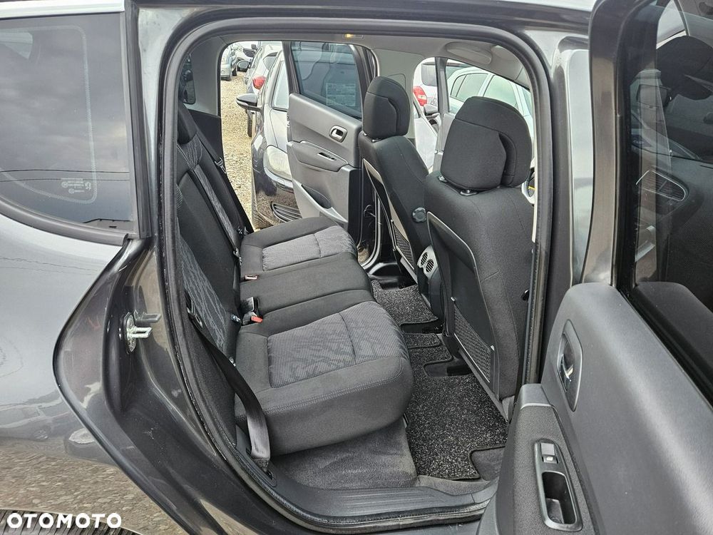 Peugeot 3008 - 11