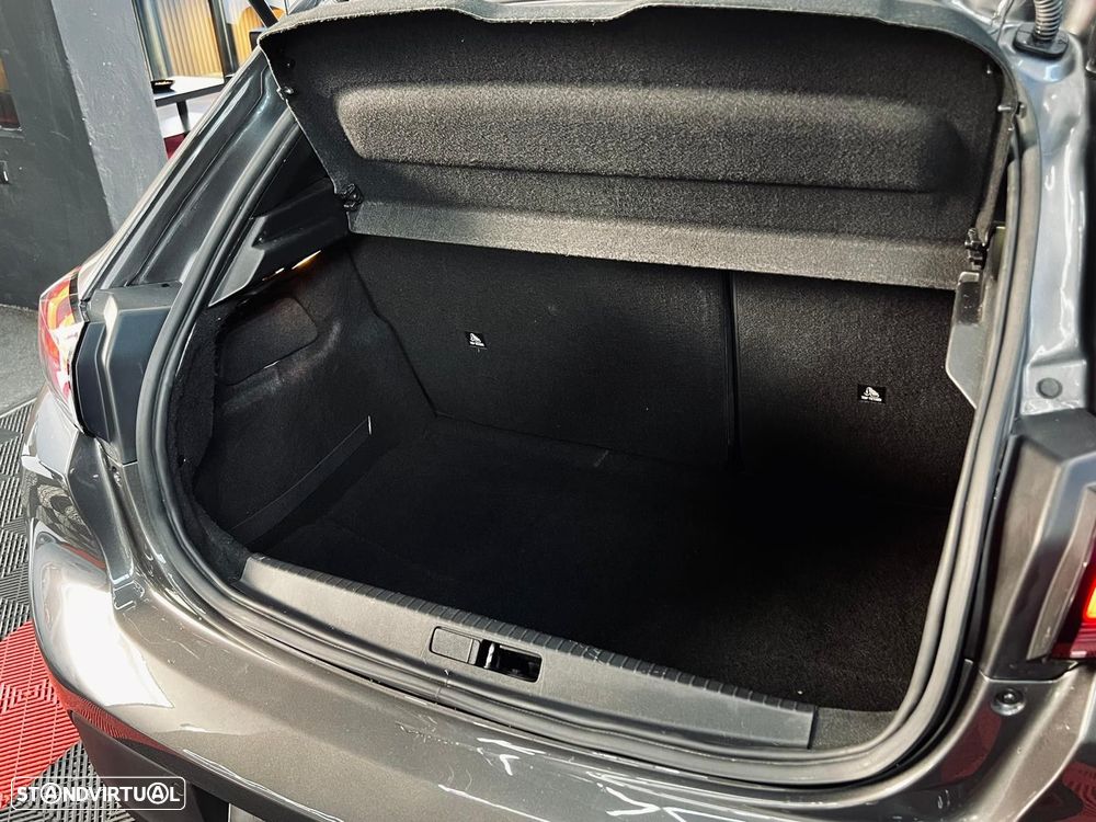 Peugeot 208 1.2 PureTech Active Pack - 45