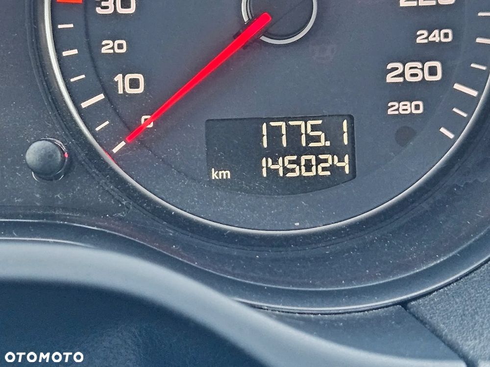 Audi A3 Sportback 1.2 TFSI S tronic S line Sportpaket - 22