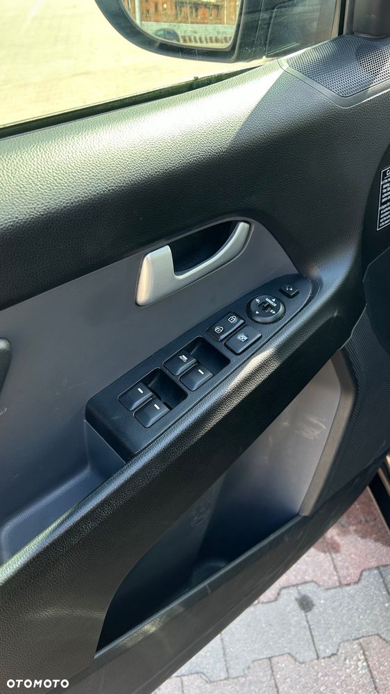 Kia Sportage 1.7 CRDI XL 2WD - 19