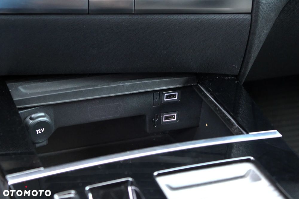 Opel Astra 1.2 T GS S&S - 30