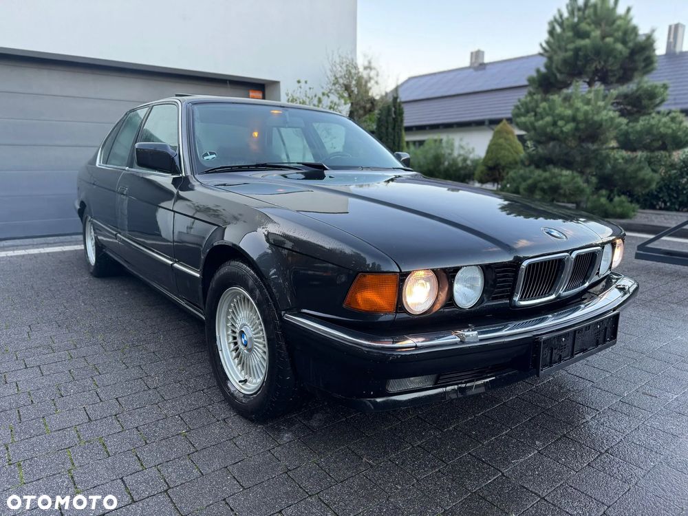 BMW Seria 7 750i - 2
