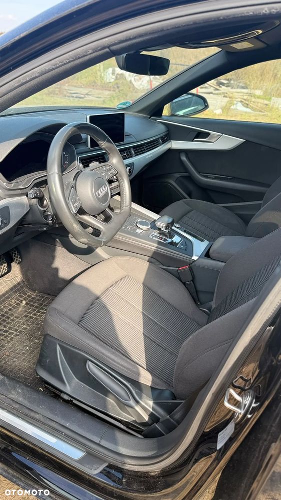 Audi A4 Avant - 6