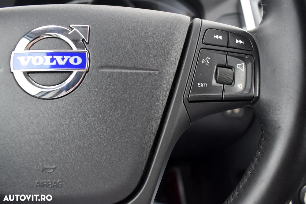 Volvo XC 60 D4 Kinetic - 22