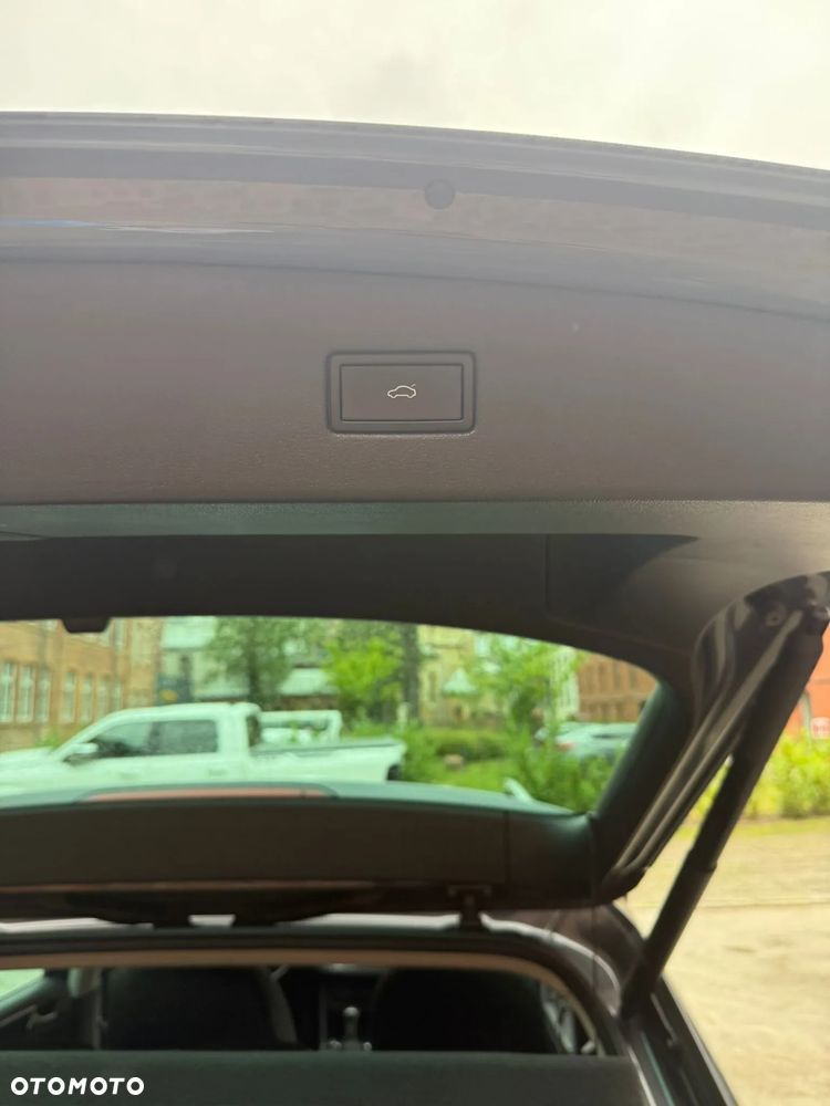 Volkswagen Tiguan 2.0 TDI SCR Elegance DSG - 20