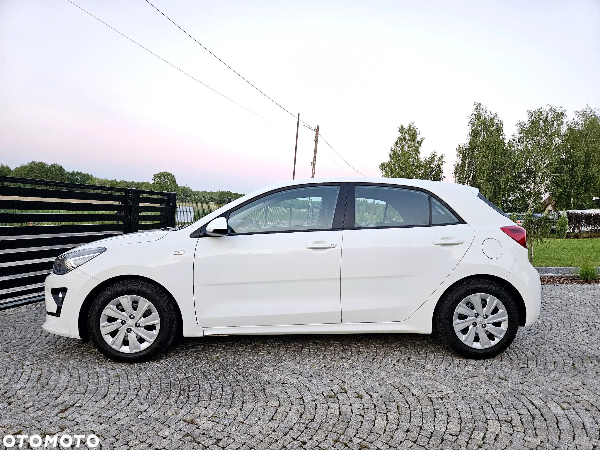 Kia Rio 1.2 M - 4