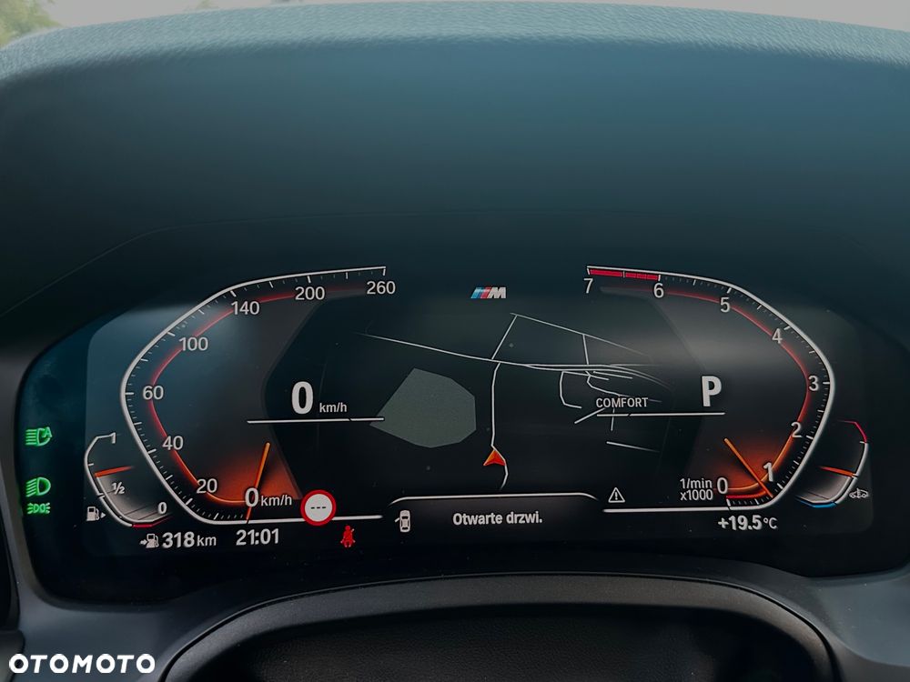 BMW Seria 3 330i M Sport - 27