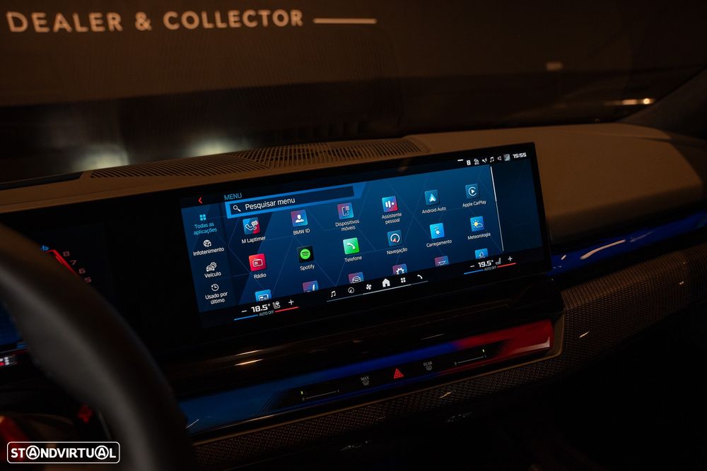 BMW M5 Touring xDrive - 38