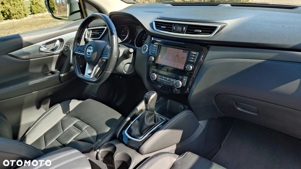 Nissan Qashqai 1.3 DIG-T Tekna DCT - 15