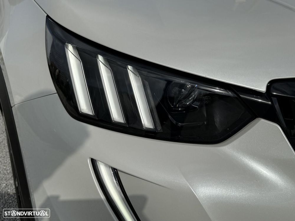 Peugeot 2008 1.2 PureTech GT EAT8 - 20