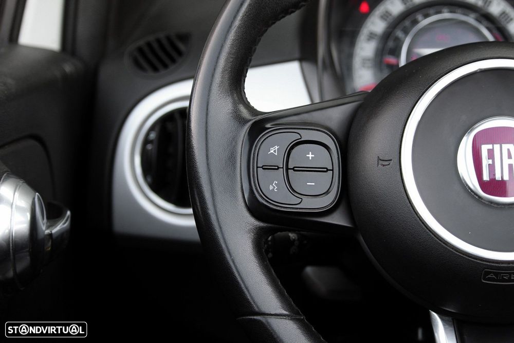 Fiat 500C 1.0 Hybrid Connect - 23