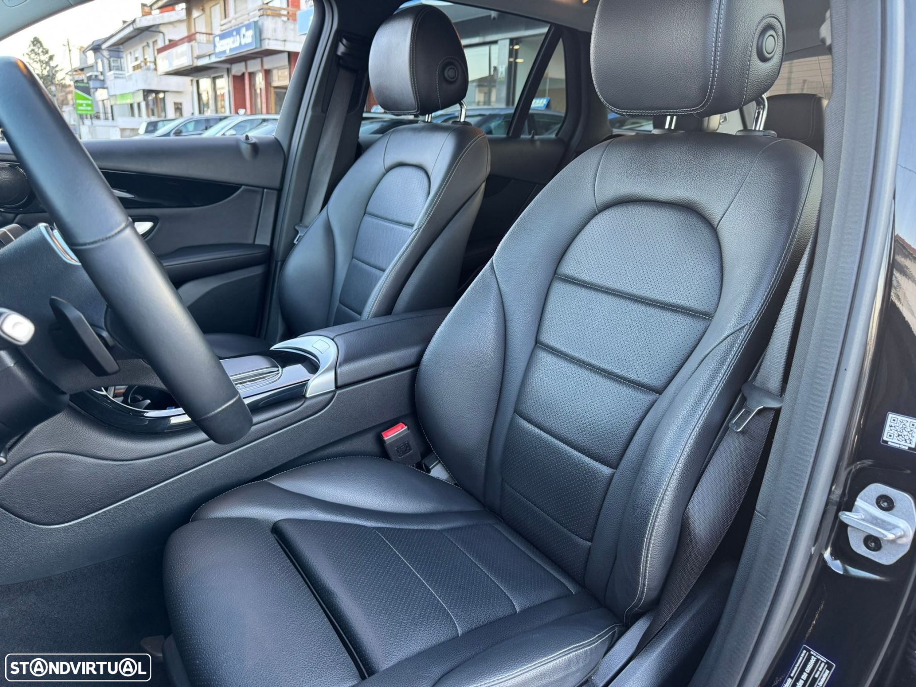 Mercedes-Benz GLC 300 de 4Matic - 9