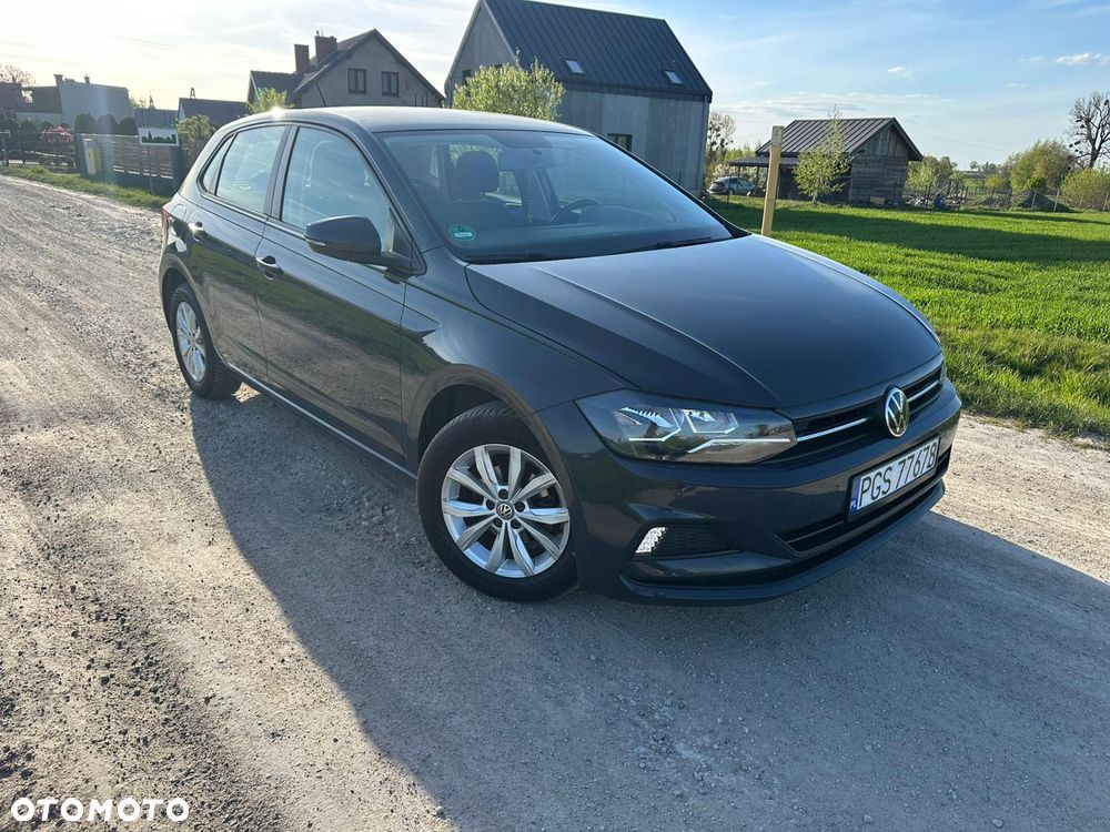 Volkswagen Polo - 2