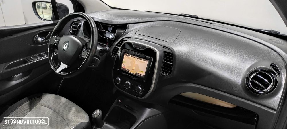 Renault Captur 0.9 TCE Sport - 23