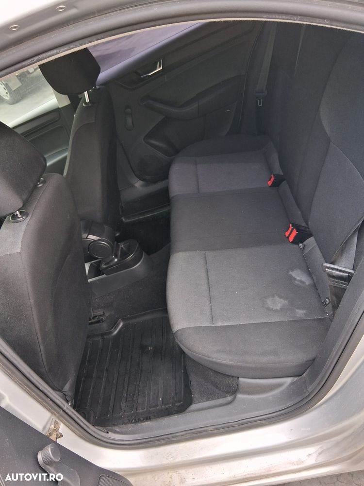 Skoda RAPID 1.4 TDI Active - 11
