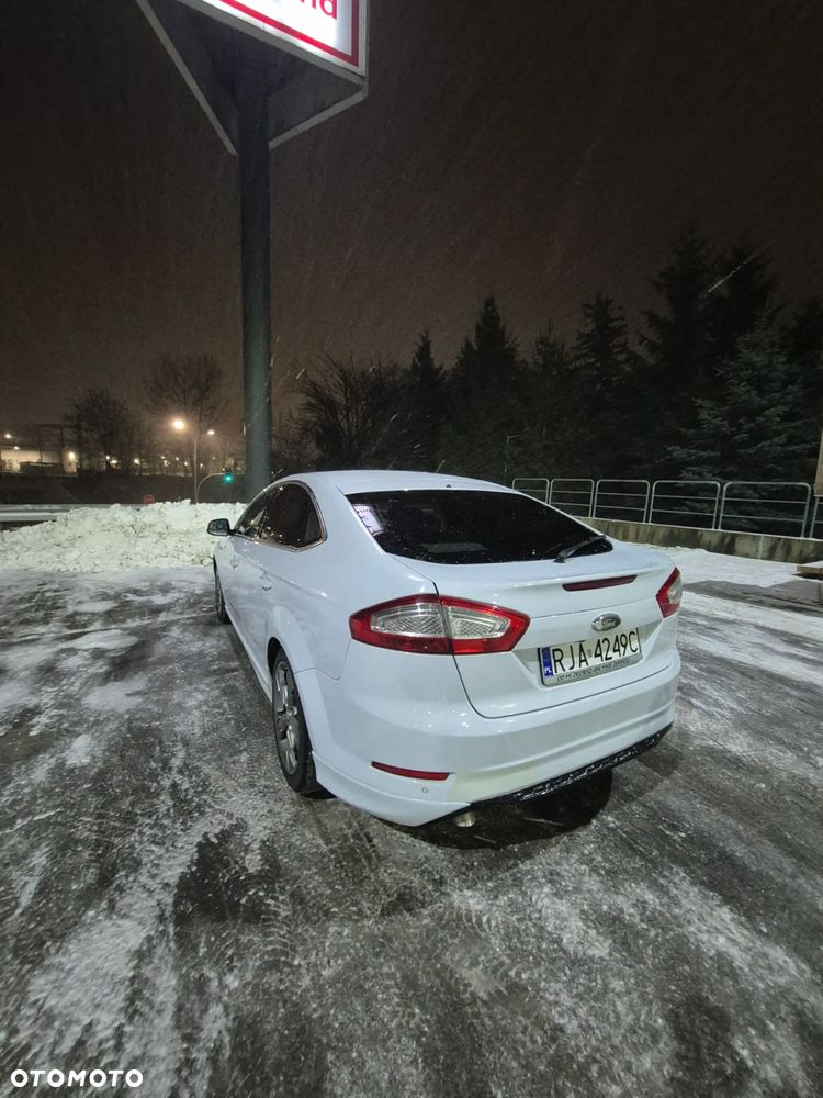 Ford Mondeo - 8