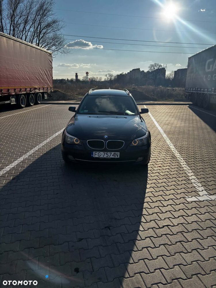 BMW Seria 5 520d - 1