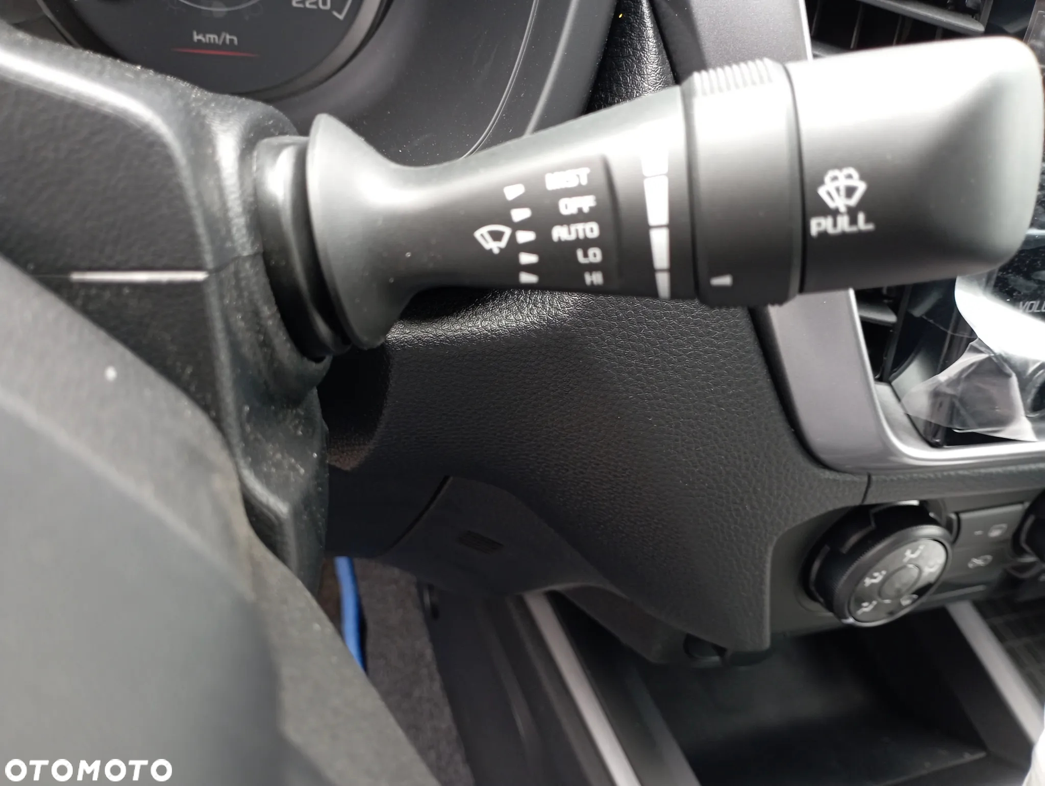 Isuzu D-Max 1.9 DC LS - 27