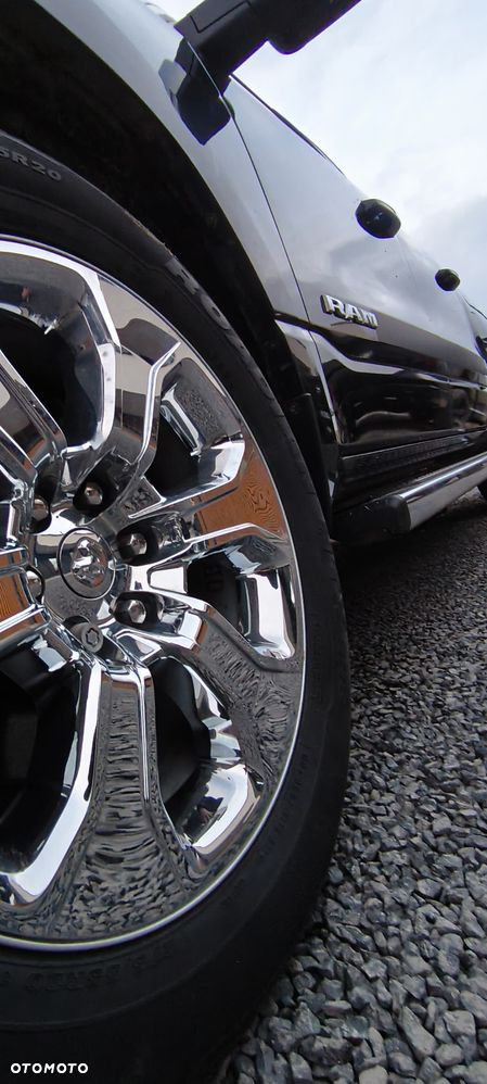 RAM 1500 Crew Cab Shortbed Bighorn - 20