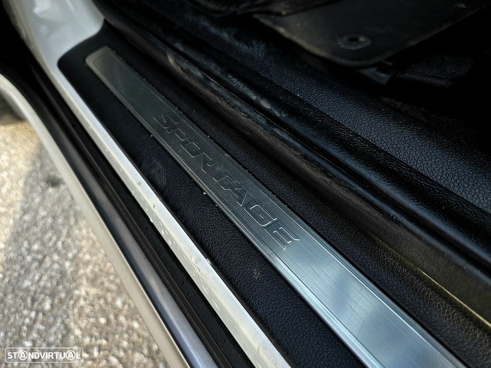 Kia Sportage 2.0 CRDI ISG GT Line - 26