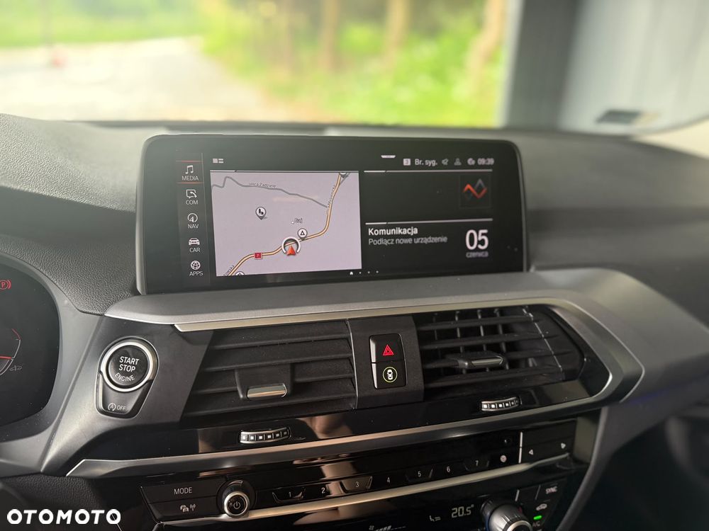 BMW X3 xDrive20i Advantage - 14