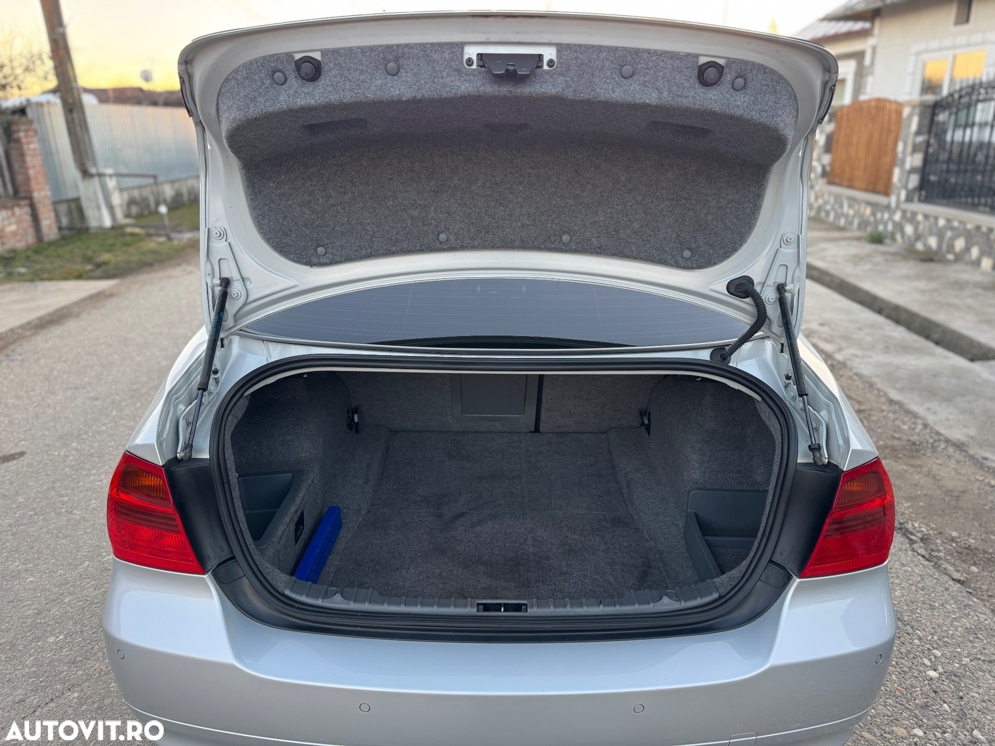 BMW Seria 3 - 8
