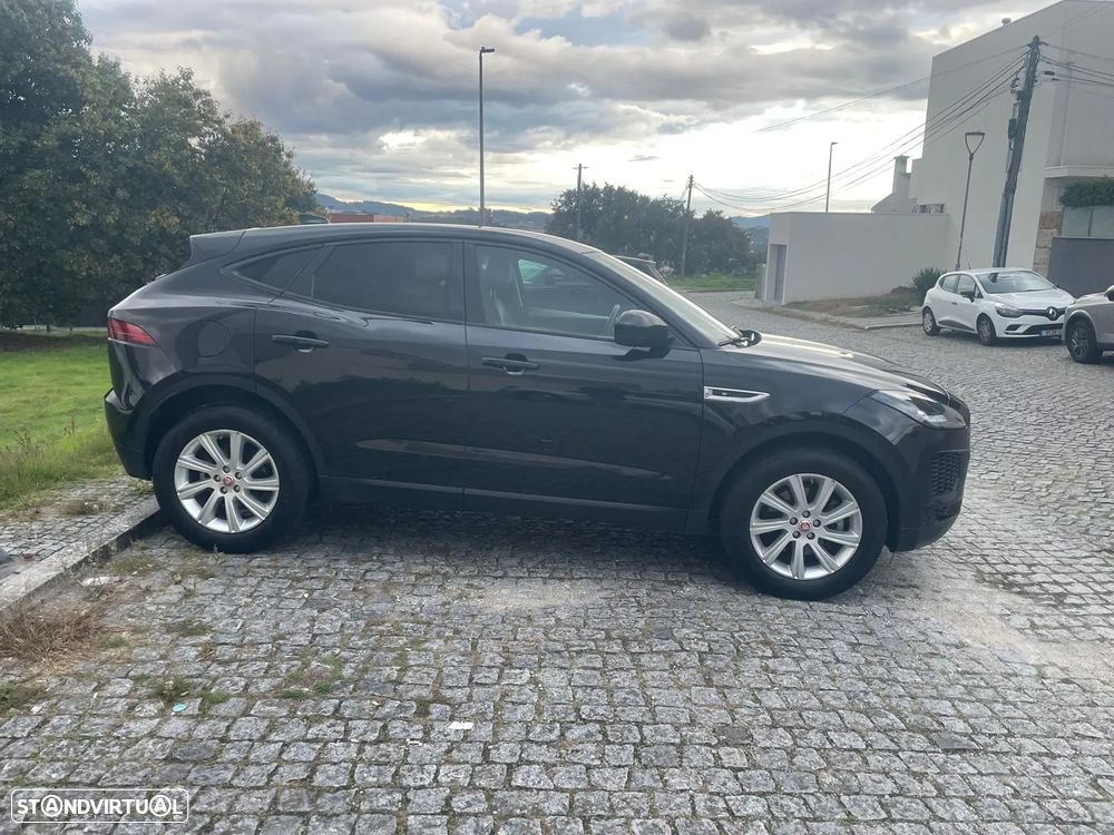 Jaguar E-Pace 2.0 i4D - 6