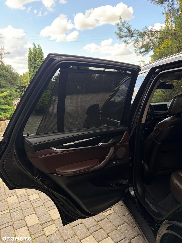 BMW X5 xDrive50i Sport-Aut - 18