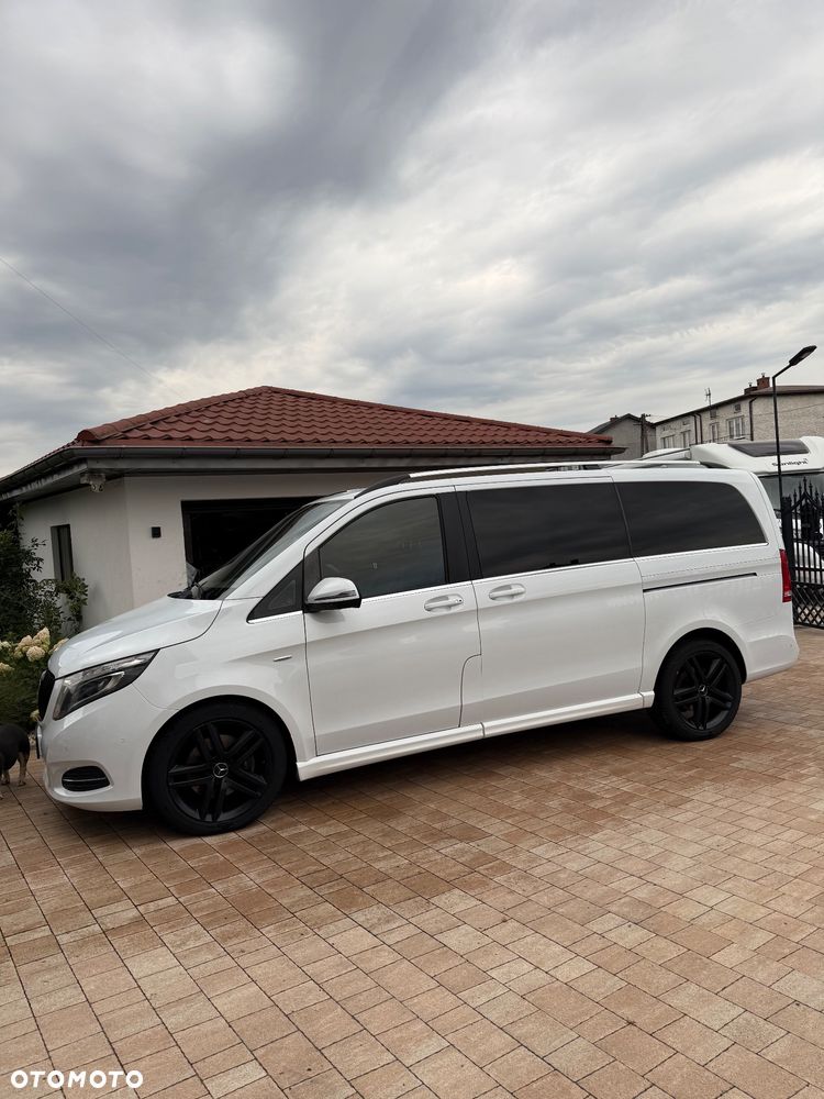 Mercedes-Benz Klasa V 250 (BlueTEC) d Avantgarde 7G-Tronic - 24