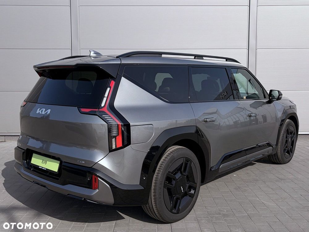 Kia EV9 99.8kWh GT-Line AWD - 11