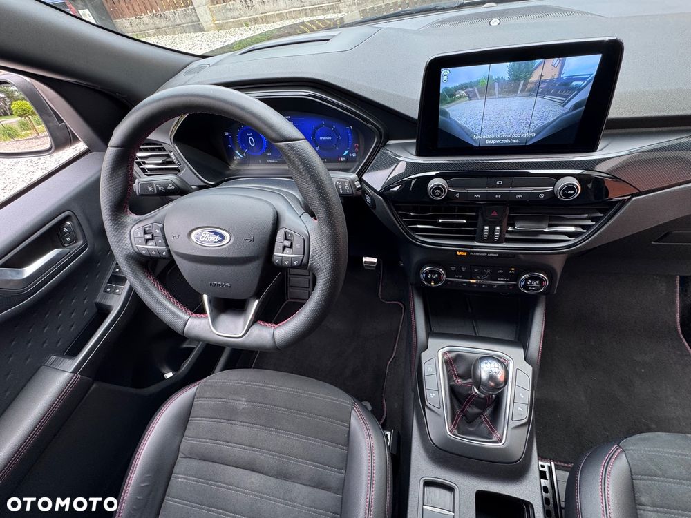 Ford Kuga 2.0 TDCi 4x4 ST-Line - 4