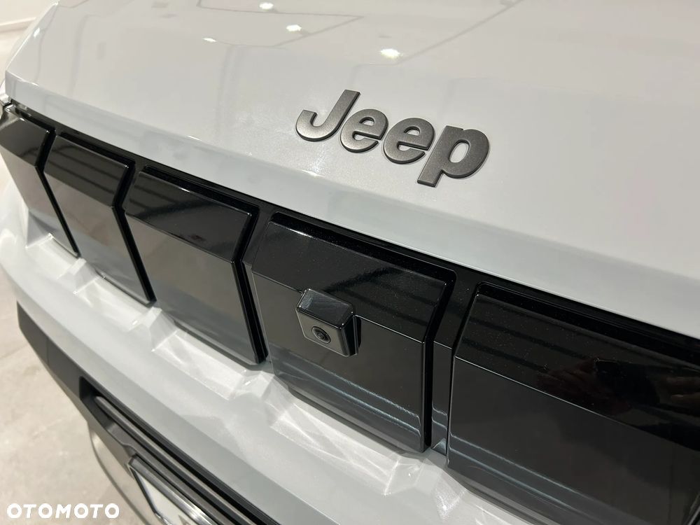 Jeep Compass 1.2 T3 mHEV Altitude FWD DCT - 12