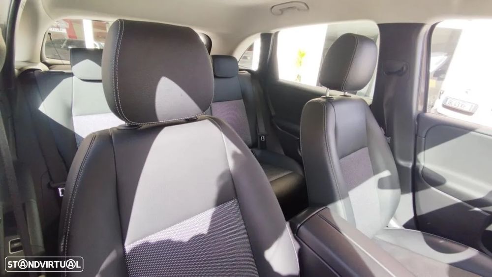 Mercedes-Benz B 180 d Style Plus - 18